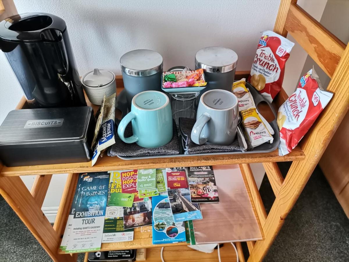 Bright And Cozy Room With Double Bed, Private Bathroom Not Ensuite, Breakfast To Go Dublin Exterior photo
